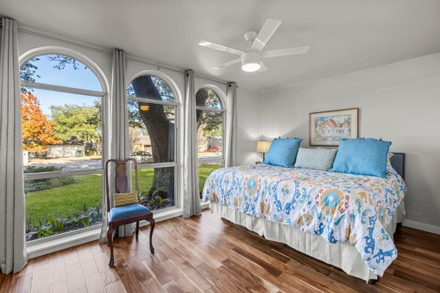 4507 Balcones Woods DR, Austin, TX 78759