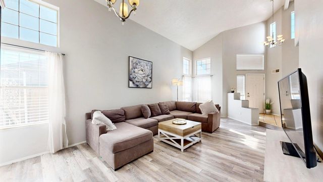 8105 Camino Paisano NW, Albuquerque, NM 87120