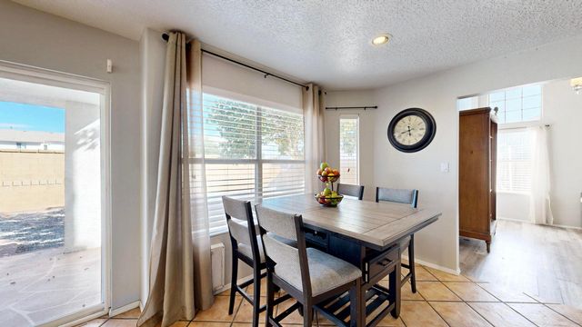 8105 Camino Paisano NW, Albuquerque, NM 87120