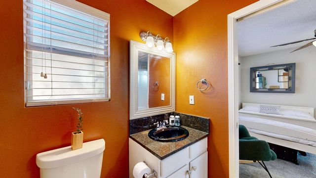 8105 Camino Paisano NW, Albuquerque, NM 87120