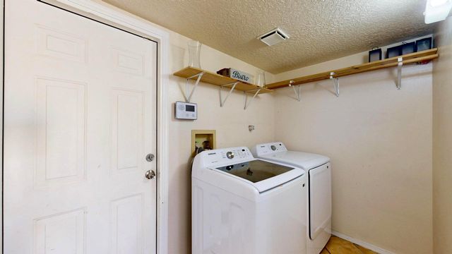 8105 Camino Paisano NW, Albuquerque, NM 87120