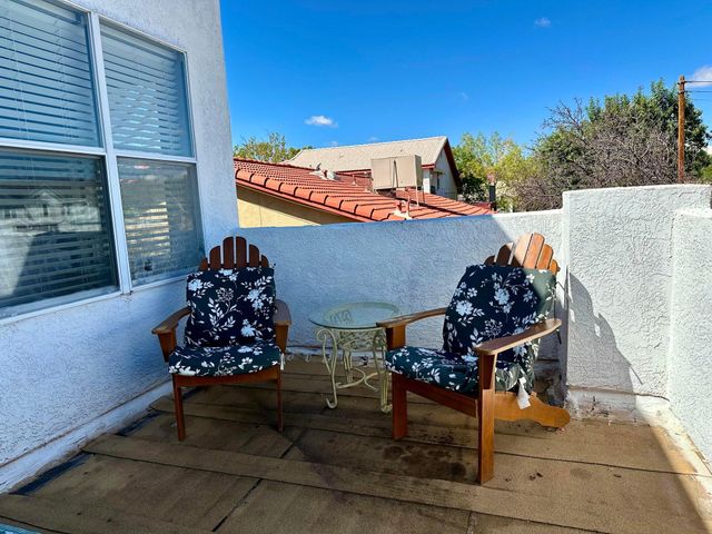 8105 Camino Paisano NW, Albuquerque, NM 87120