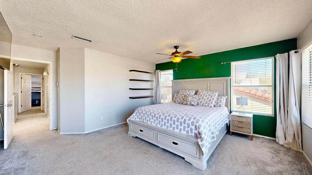 Image 27 of property listing at 8105 Camino Paisano NW, Albuquerque, NM 87120