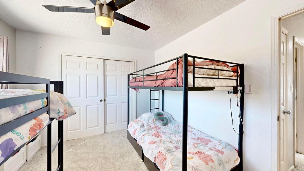 Image 40 of property listing at 8105 Camino Paisano NW, Albuquerque, NM 87120