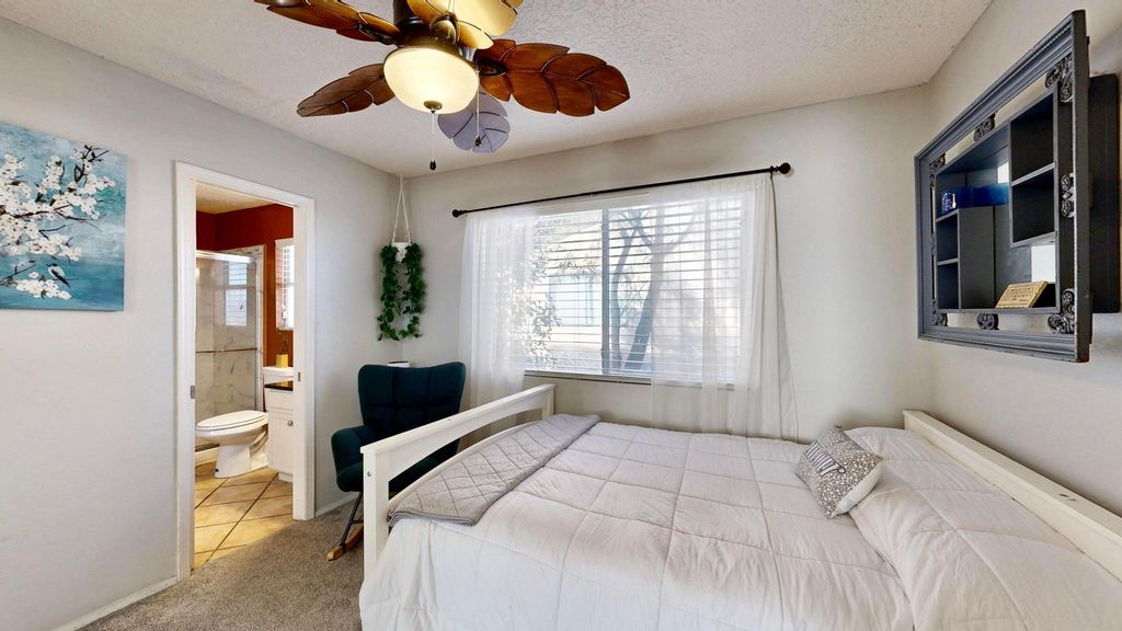 Image 43 of property listing at 8105 Camino Paisano NW, Albuquerque, NM 87120