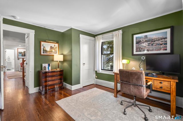 56 Knickerbocker Avenue, Stamford, CT 06907