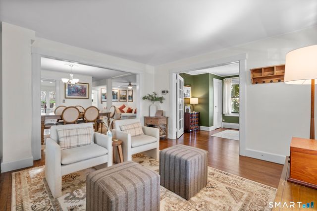 56 Knickerbocker Avenue, Stamford, CT 06907