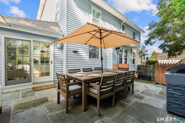 56 Knickerbocker Avenue, Stamford, CT 06907