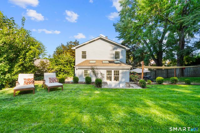 56 Knickerbocker Avenue, Stamford, CT 06907