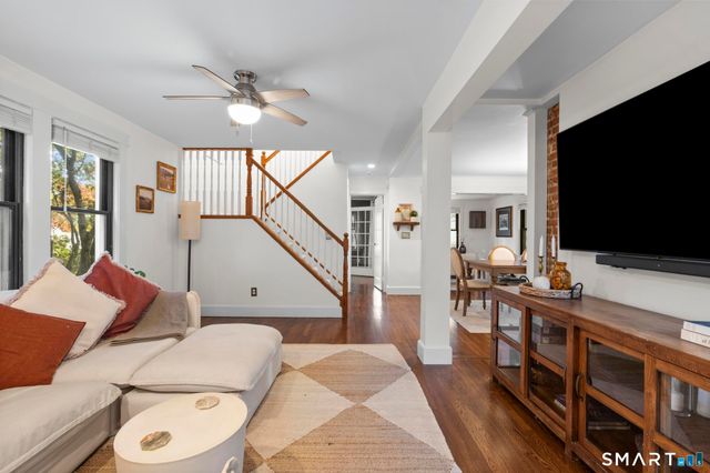 56 Knickerbocker Avenue, Stamford, CT 06907
