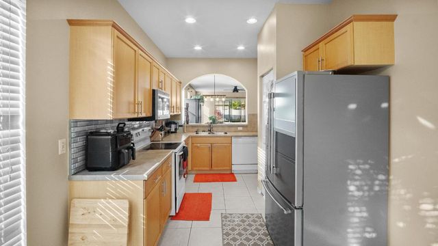 222 SW Manatee Springs Way, Port St. Lucie, Port St Lucie, FL 34986