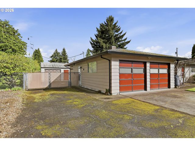 715 DAYTON Ave, Vancouver, WA 98664