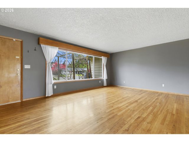 715 DAYTON Ave, Vancouver, WA 98664