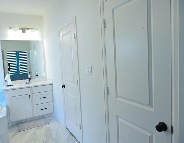 10711 Aquila Star Drive, Richmond, TX 77406