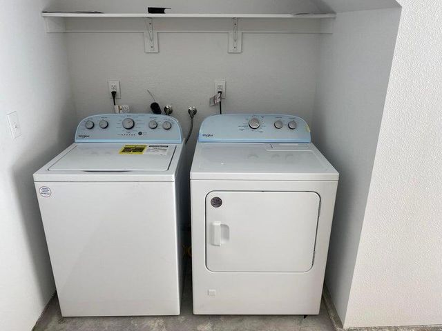 965 E Vista Chino, Palm Springs, CA 92262