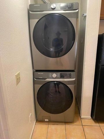 965 E Vista Chino, Palm Springs, CA 92262