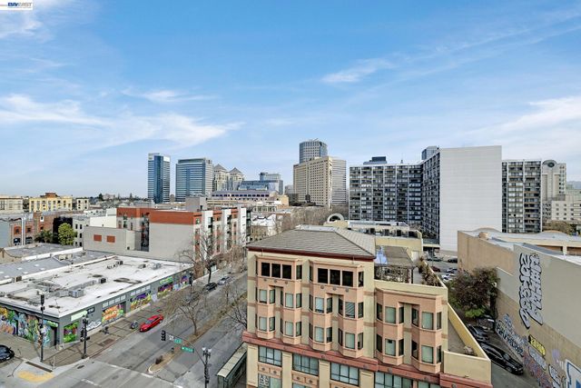 423 7Th St 220, Oakland, CA 94607