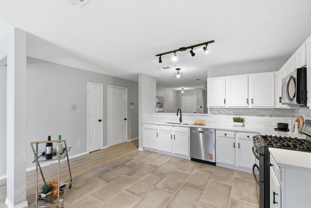 1379 Honeysuckle Lane, Lewisville, TX 75077