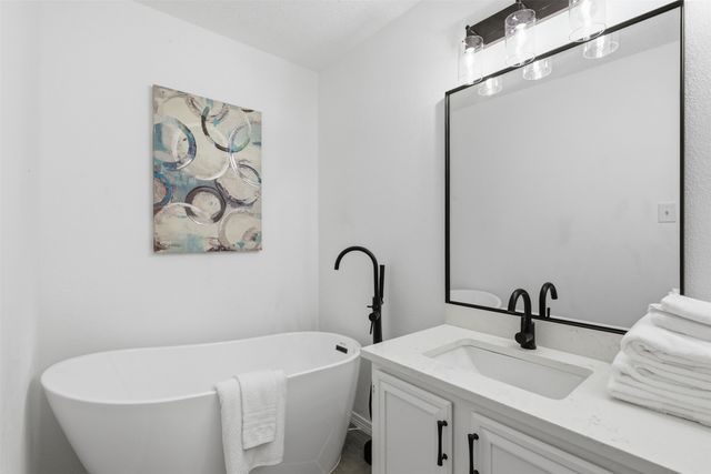 1379 Honeysuckle Lane, Lewisville, TX 75077