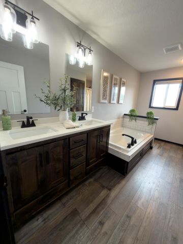 8255 384th Trail, North Branch, MN 55056