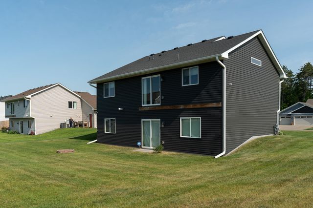 8255 384th Trail, North Branch, MN 55056