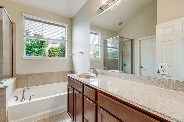 2120 Granite Hill DR, Leander, TX 78641