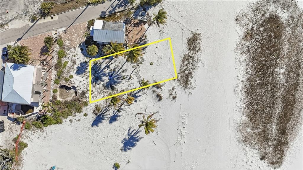 42 Avenue E, FORT MYERS BEACH, FL 33931 — photo 2