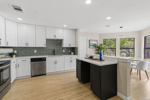 6937 Crested Quail, San Antonio, TX 78250