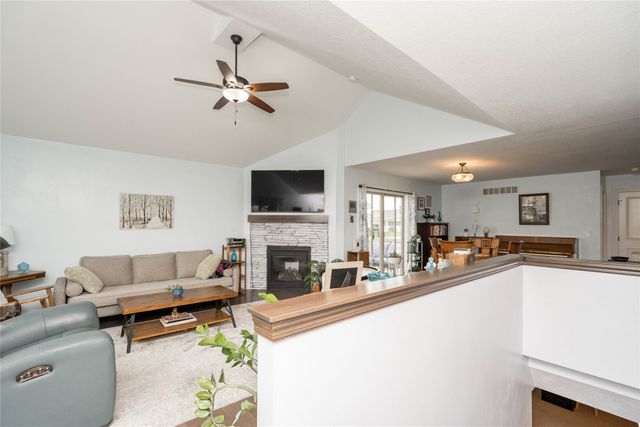 2713 SW Prairie Trail Parkway, Ankeny, IA 50023