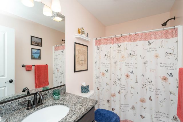 2713 SW Prairie Trail Parkway, Ankeny, IA 50023