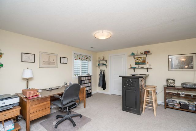 2713 SW Prairie Trail Parkway, Ankeny, IA 50023
