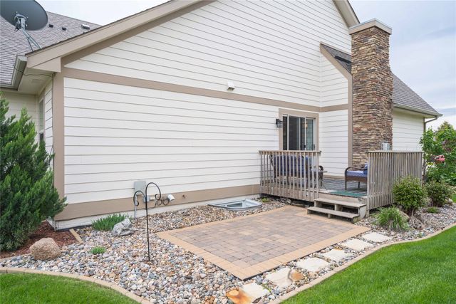 2713 SW Prairie Trail Parkway, Ankeny, IA 50023