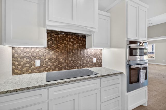 6117 E County Rd 120, Midland, TX 79706