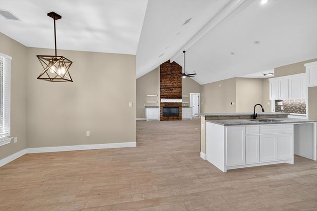 6117 E County Rd 120, Midland, TX 79706