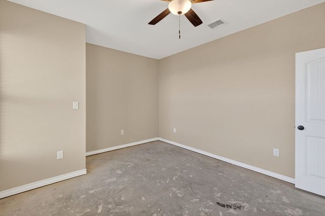 6117 E County Rd 120, Midland, TX 79706