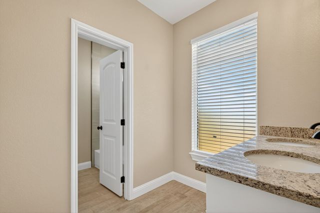 6117 E County Rd 120, Midland, TX 79706