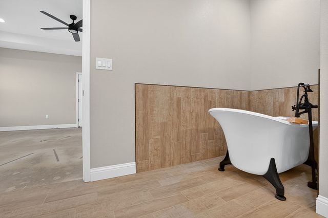 6117 E County Rd 120, Midland, TX 79706