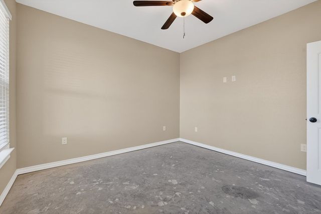 6117 E County Rd 120, Midland, TX 79706