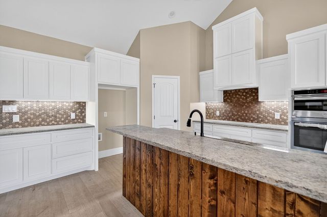 6117 E County Rd 120, Midland, TX 79706