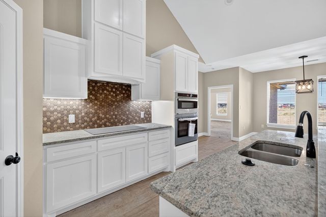 6117 E County Rd 120, Midland, TX 79706