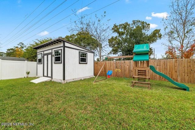 6731 SANS SOUCI Road, Jacksonville, FL 32216