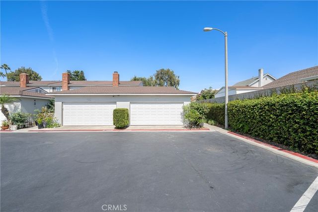 8231 Deerfield Drive, Huntington Beach, CA 92646