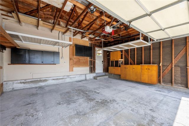 8231 Deerfield Drive, Huntington Beach, CA 92646