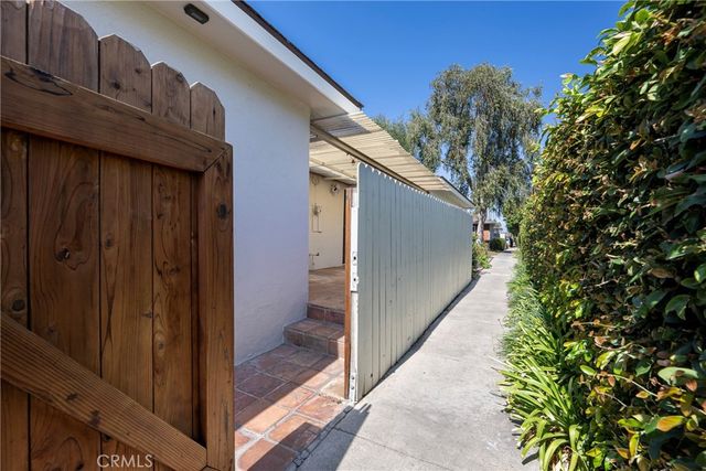 8231 Deerfield Drive, Huntington Beach, CA 92646