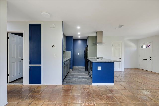 8231 Deerfield Drive, Huntington Beach, CA 92646