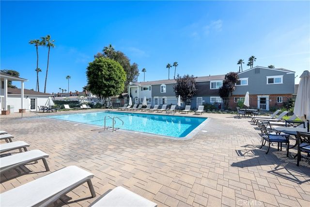 8231 Deerfield Drive, Huntington Beach, CA 92646