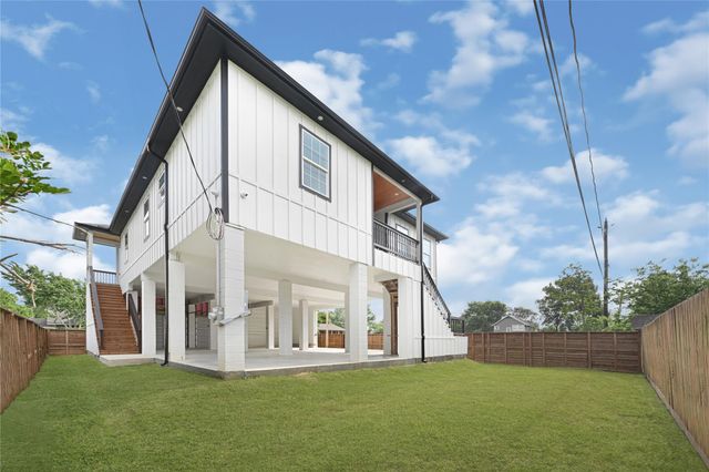 203 Dwire Drive, La Porte, TX 77571