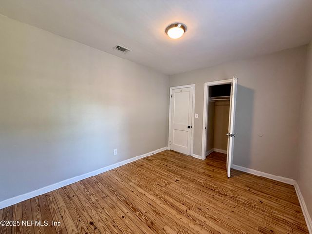2165 SHERIDAN Street, Jacksonville, FL 32207