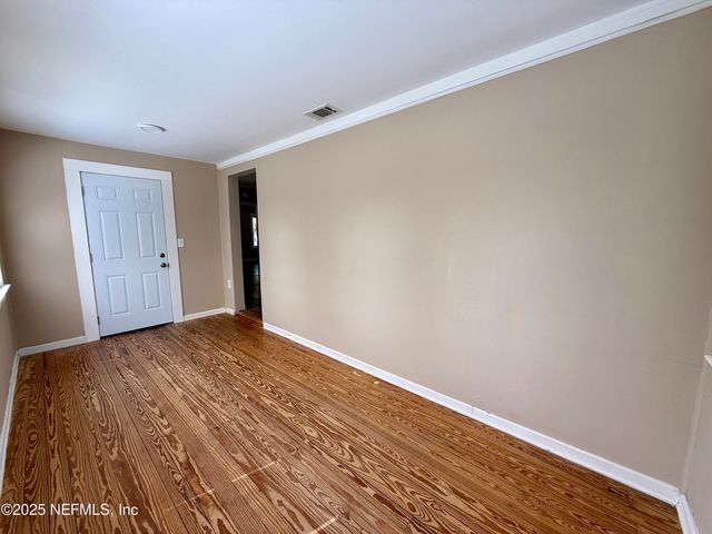 2165 SHERIDAN Street, Jacksonville, FL 32207