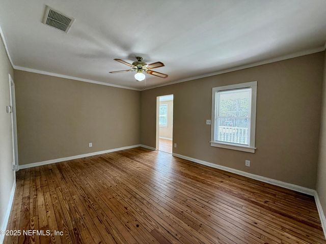 2165 SHERIDAN Street, Jacksonville, FL 32207